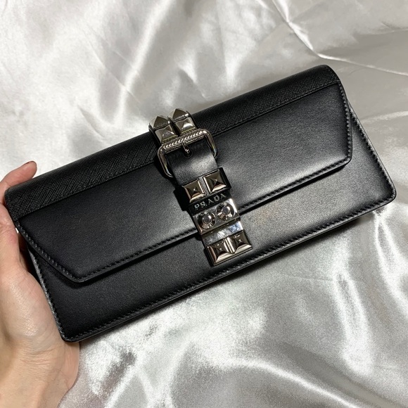 NEW✨Prada elektra clutch with chain - Picture 1 of 12